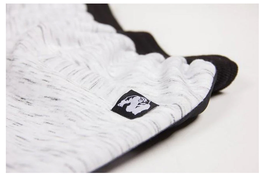 Gorilla wear
Saint Thomas -treenihousut yksityiskohta ja lähikuva kankaan kuvioinnista