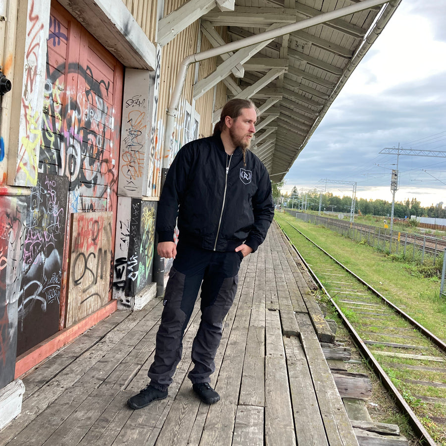 Rurik FG Brodeerattu Pilottitakki