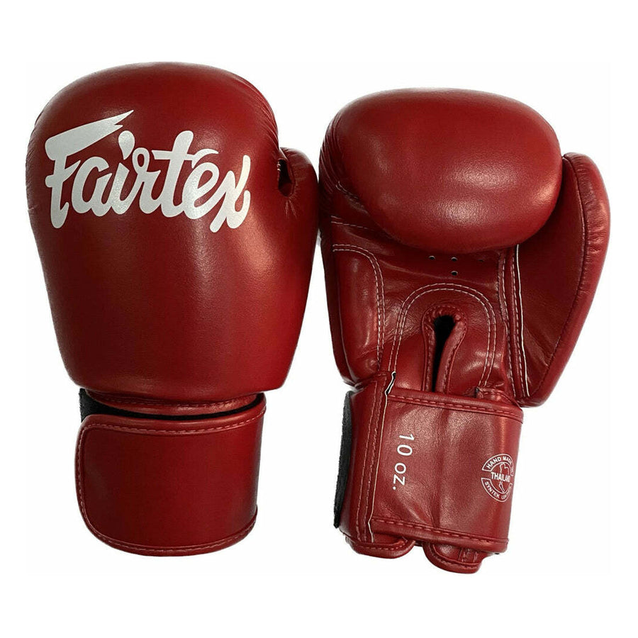 Fairtex BGV27 Nyrkkeilyhanskat Nämä nyrkkeilyhanskat tarjoavat maksimaalisen turvallisuuden käyttäjälleen. hanska sopii todella hyvin sparraukseen ja ovat hyvät sparraushanskat. Myös peukalo on hyvin suojassa. kuvassa kumpikin puoli. 
