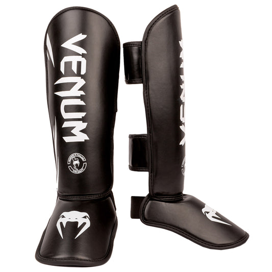 Venum Challenger lasten säärisuojat. Eriomainen kevyt lasten venum säärisuoja. Sopii hyvin mm. thainyrkkeily ja potkunyrkkeily harjoitteluun. Kuvassa säärisuojapari. Pt-combat.fi