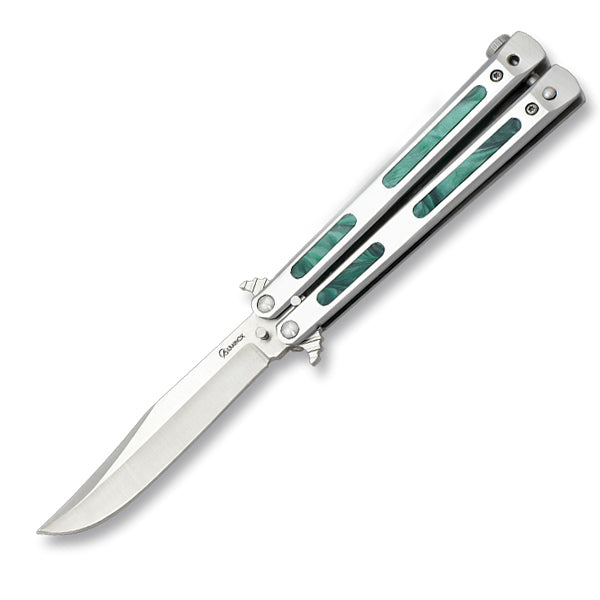 Albainox Jade Handle Balisong Perhosveitsi. Pituus suljettuna 5″, terämateriaali 440 ruostumaton, alumiininen
kahvarunko koristekiviupotuksilla, hienosti viimeistelty ja pehmeästi avautuva balisong hintaluokassaan. Kuvassa veitsi terä avattuna. 