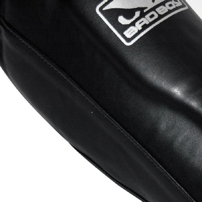 Bad Boy Pro Series 2.0 Thai Style Säärisuojat