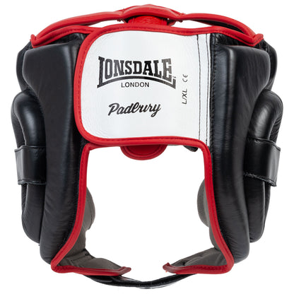 Laadukas nahkainen päänsuoja Lonsdalelta. Maksimaalinen näkyvyys korkealla suojaustasolla. Lonsdale Padbury nyrkkellykypärä nahkaa. kuva takaa, tarranauha säätö. Boxing helmet headgear musta valkoinen punainen