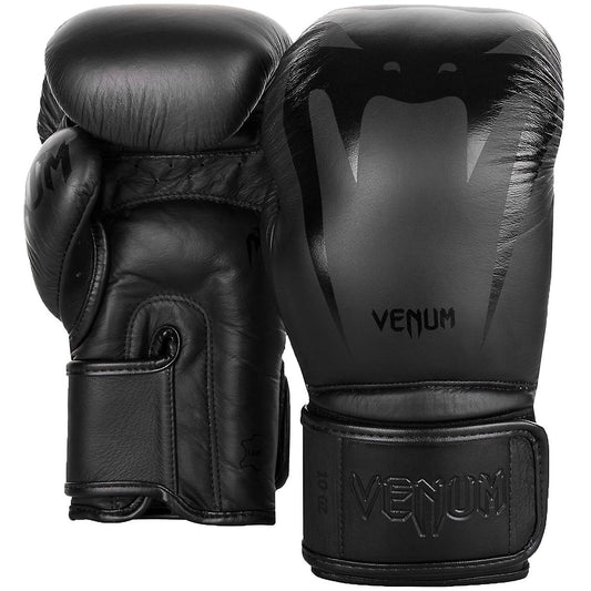 Venum Giant 3.0 Nyrkkeilyhanskat 16 oz
