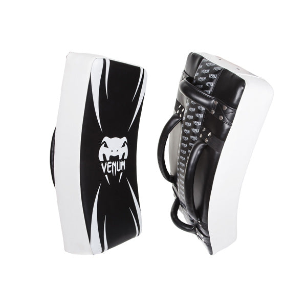 Venum pitkä potkutyyny Absolute